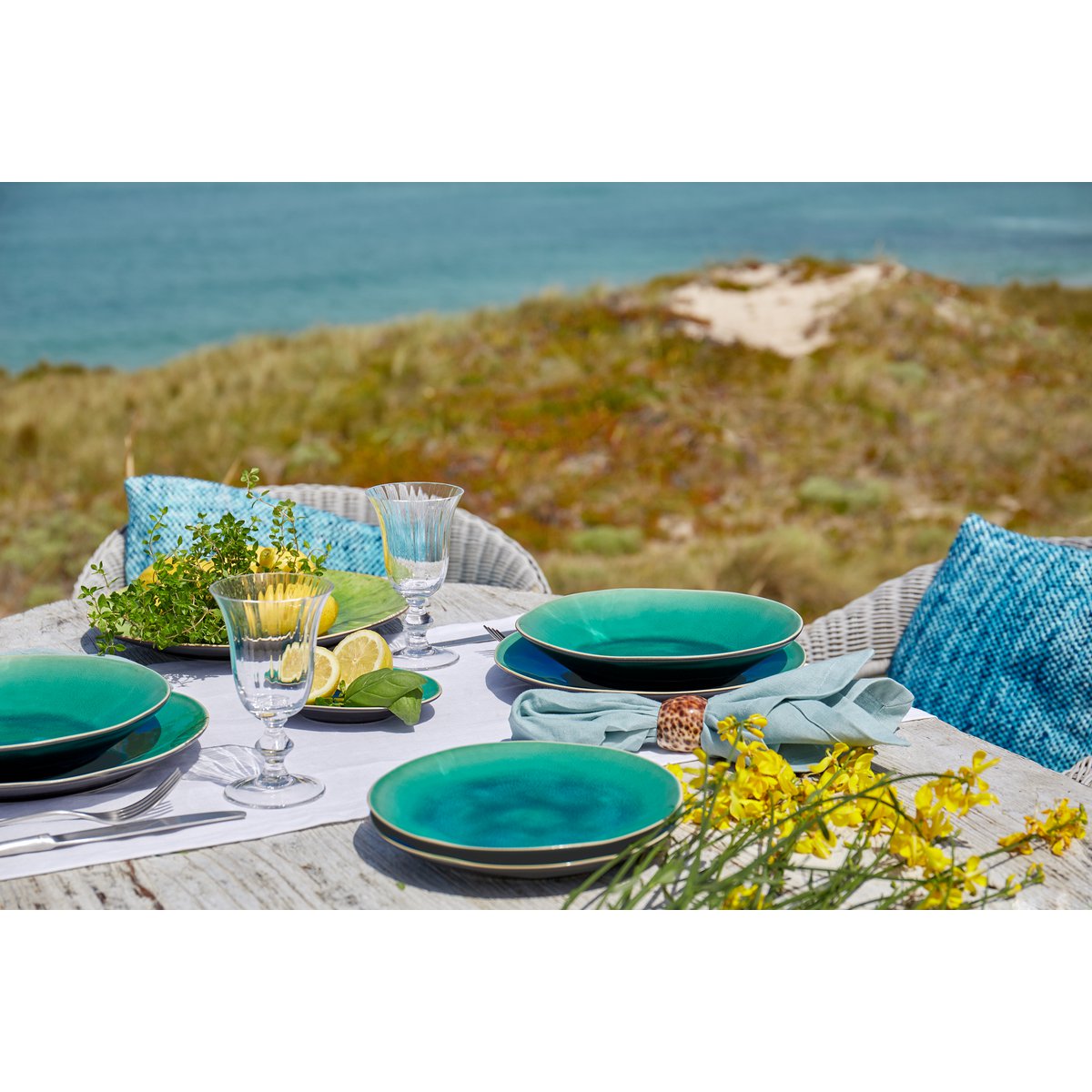 RIVIERA Ovale Platte azurblau NAA 402