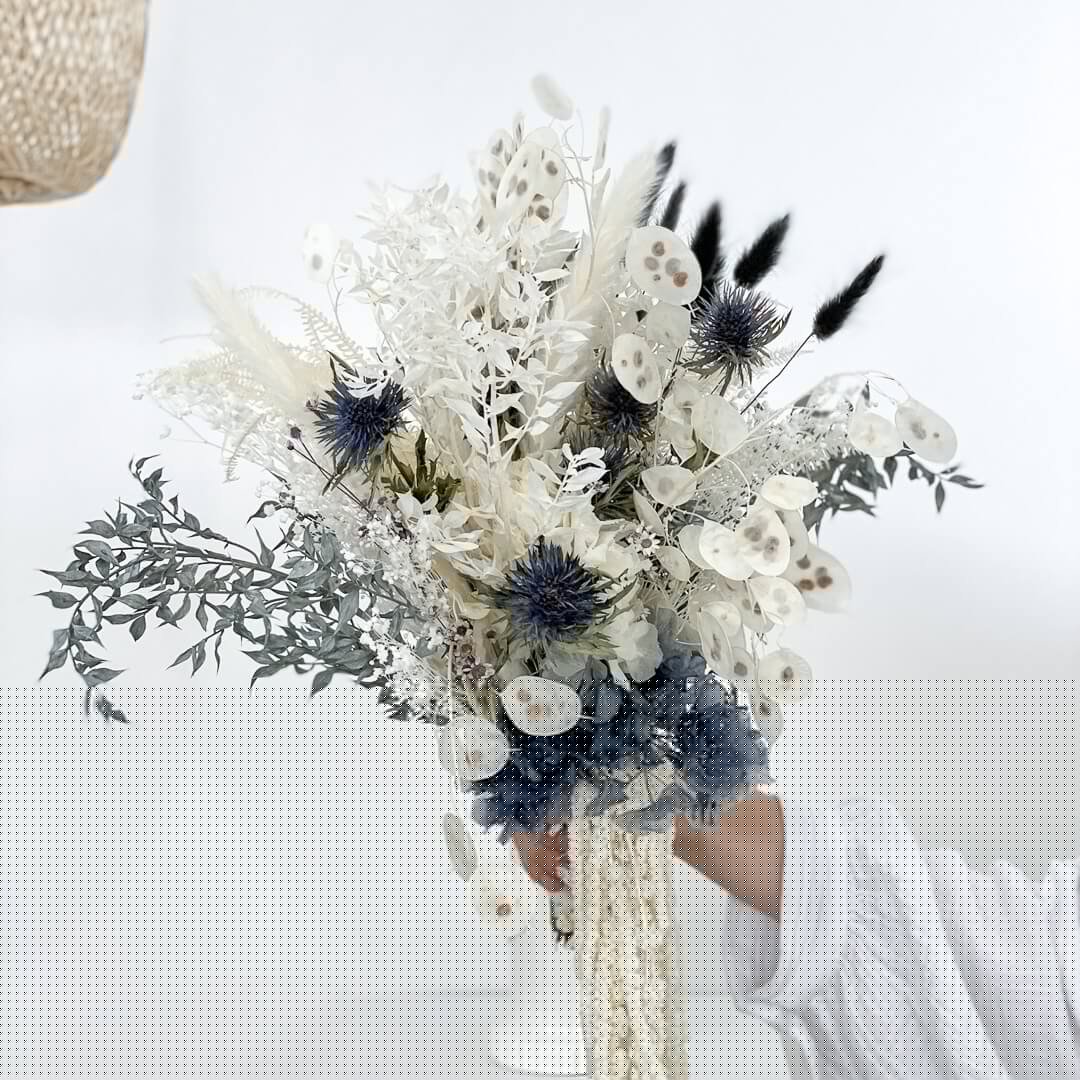 Wasserfall Brautstrauß Trockenblumen Pampasgras weiß blau